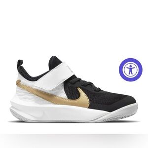 Nike Kids' Team Hustle D 10 Shoes Size 11.5